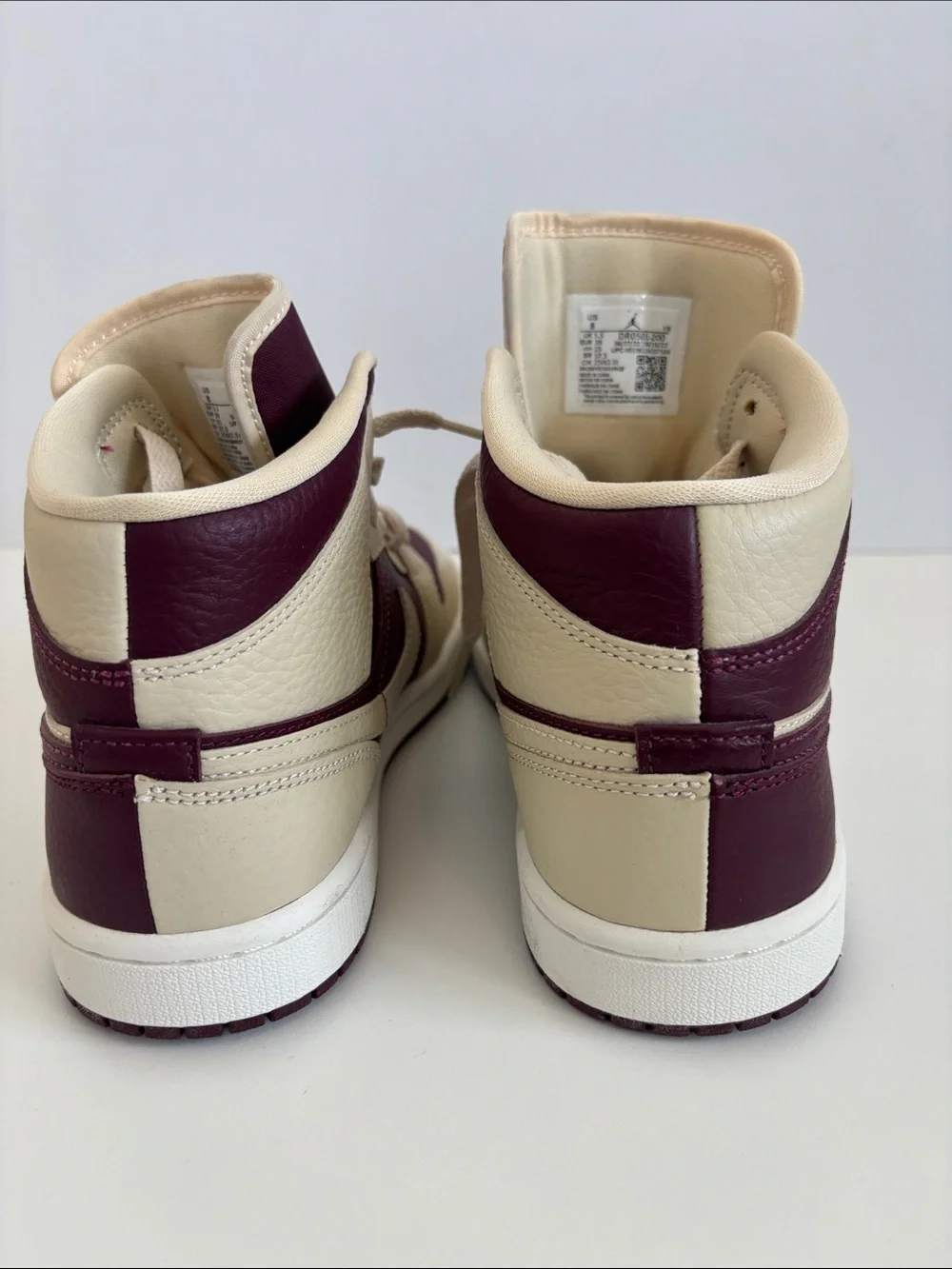 Jordan 1 Mid SE Split Beach Cherrywood (cream burgundy) never worn